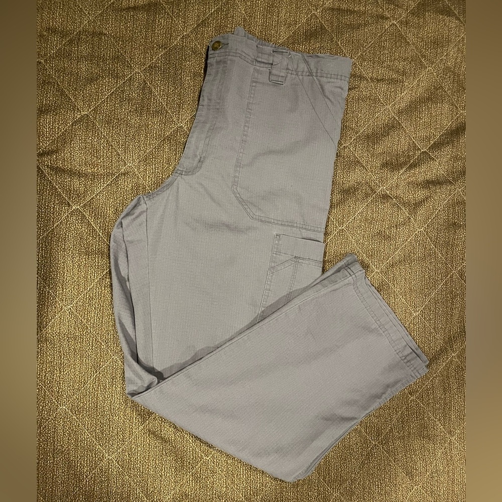 Carhartt cargo pants, Large ,basically brand new, grey color, in good condition.